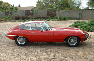 Illustration for article titled Jaguar E-type